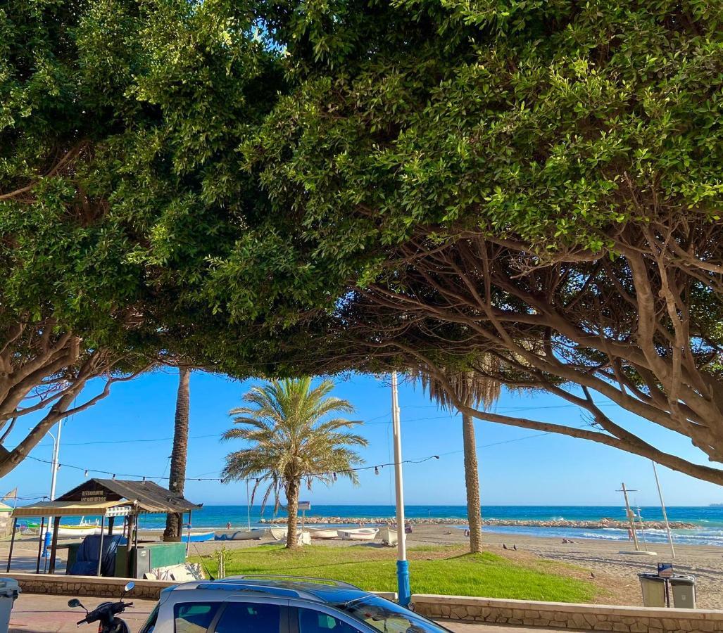 Relax , Sun And Beach Málaga Dış mekan fotoğraf